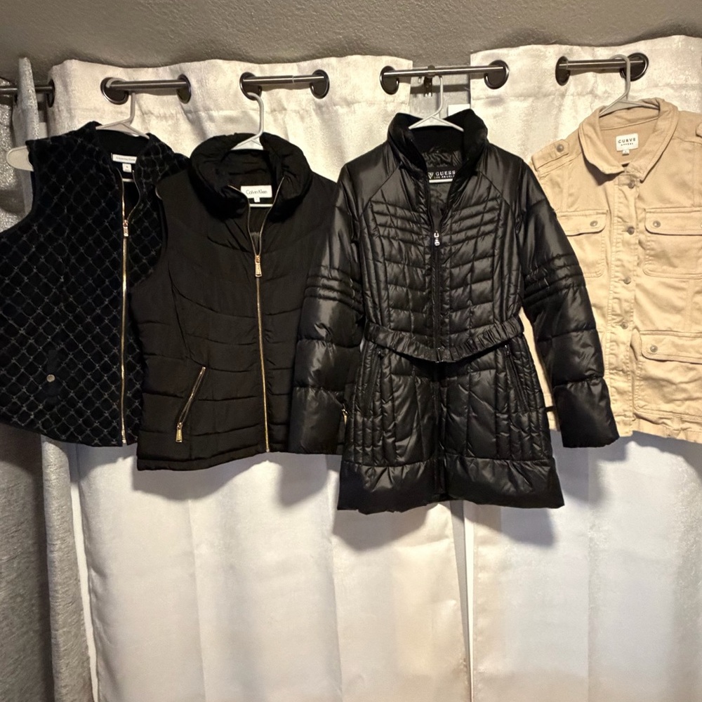 Calvin Klein Black and Tan Puffer Jacket Set